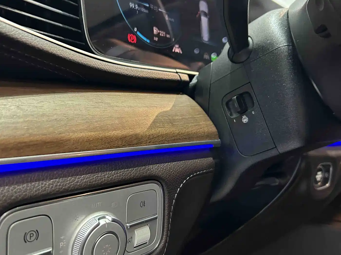Mercedes-Benz GLE 2022 GLE 350 4MATIC Luxury фото 2