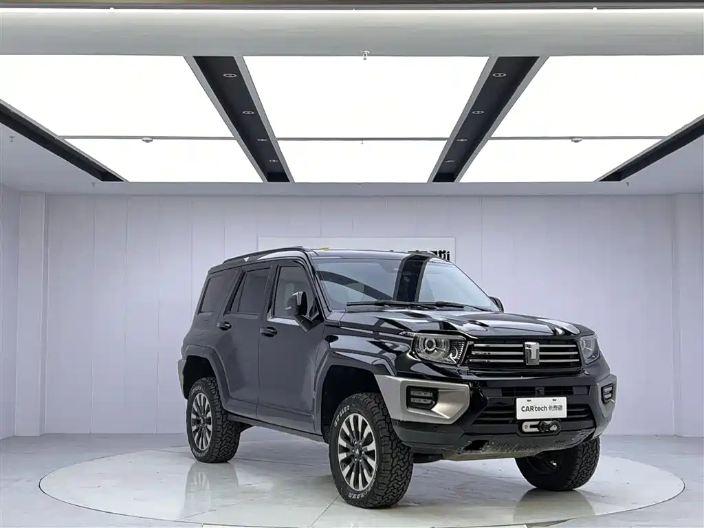 TANK TANK 700 NEW ENERGY