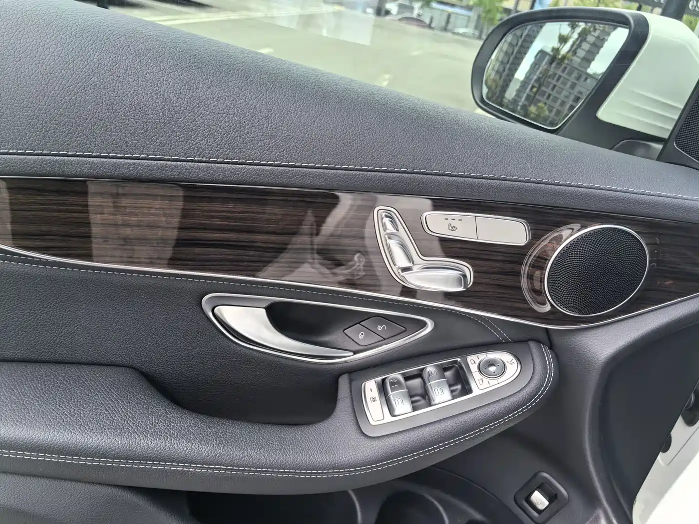 Mercedes-Benz GLC 2017 GLC 260 4MATIC Dynamic фото 12