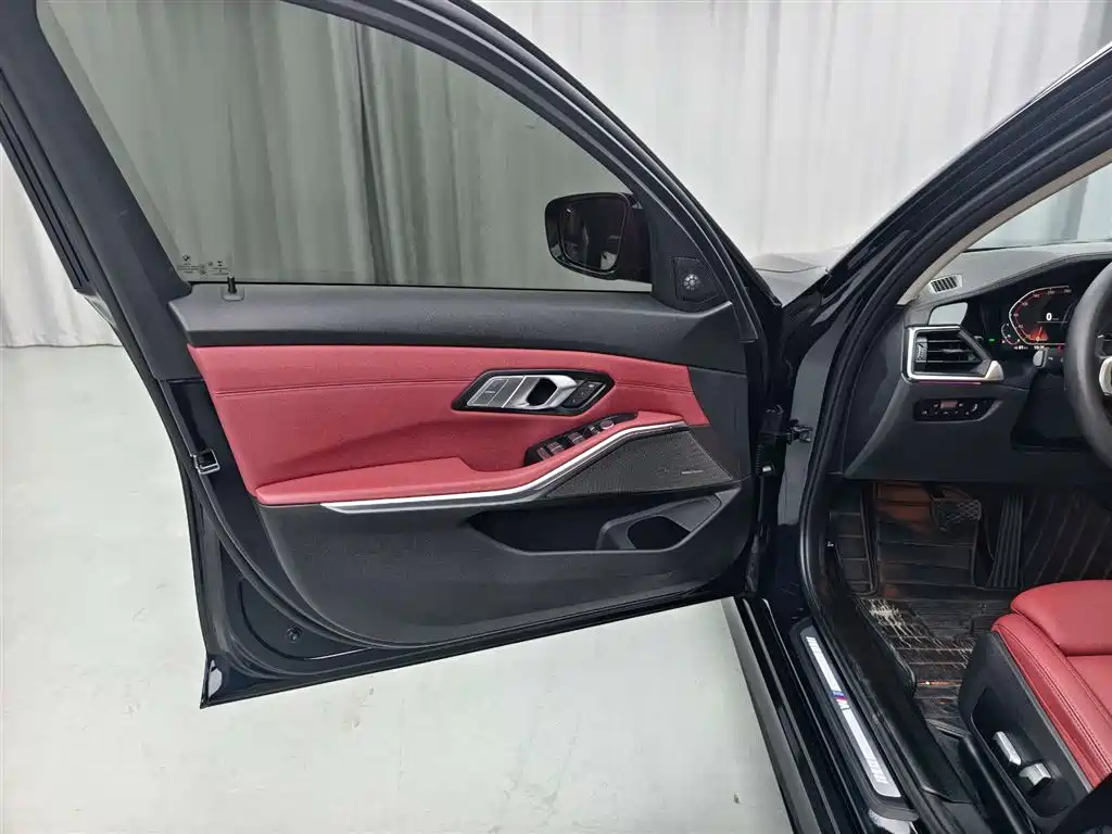 BMW 3 Series 2021 Second Facelift 325Li M Sport Night Package фото 11
