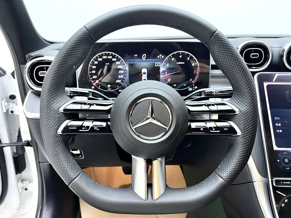 Mercedes-Benz C-Class 2023 Facelift C 200 L Sport Edition фото 11