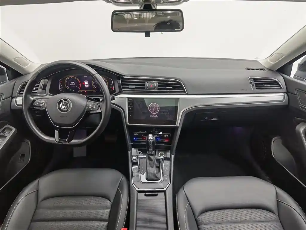 Volkswagen Lamando 2021 Facelift 280TSI DSG Comfort Edition фото 5