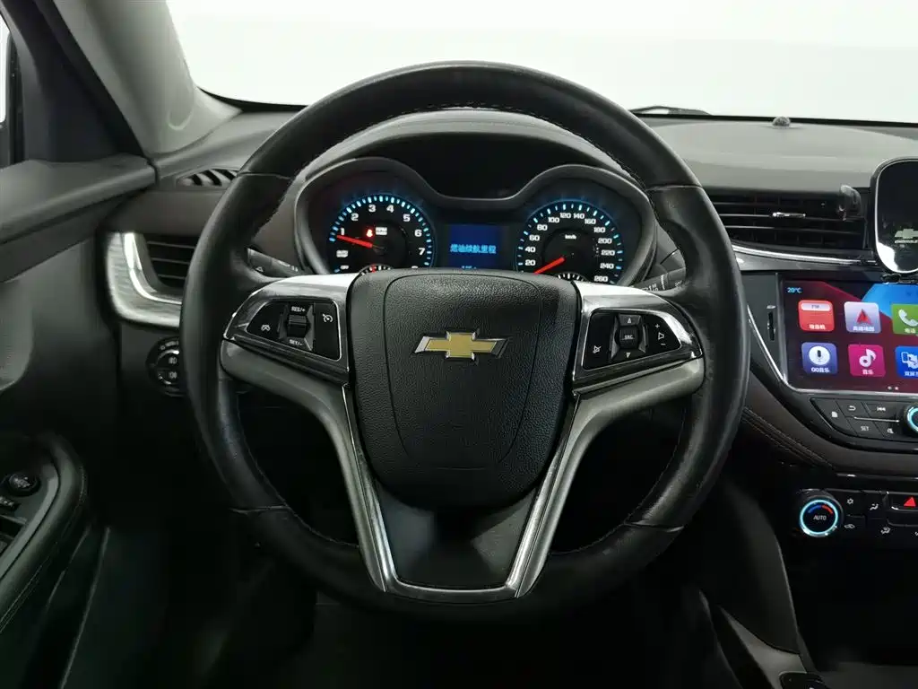 Chevrolet Malibu 2017 1.5T Automatic Luxury Edition фото 11
