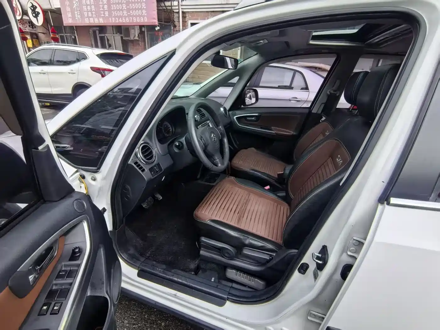 Suzuki SX4 2013 2013 Coolray 1.6L Automatic Sport