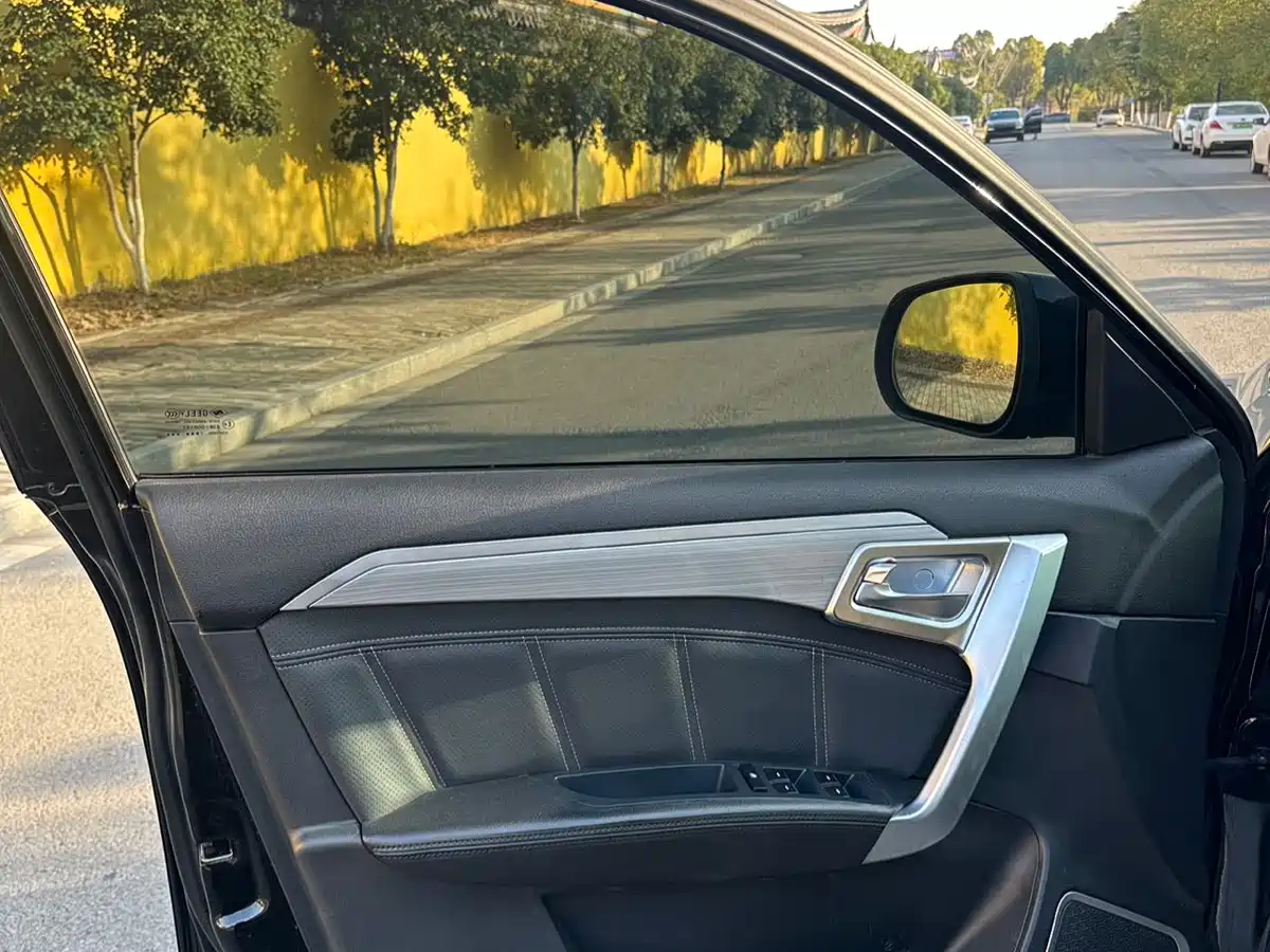 GEELY AUTOMOBILE VISION X6