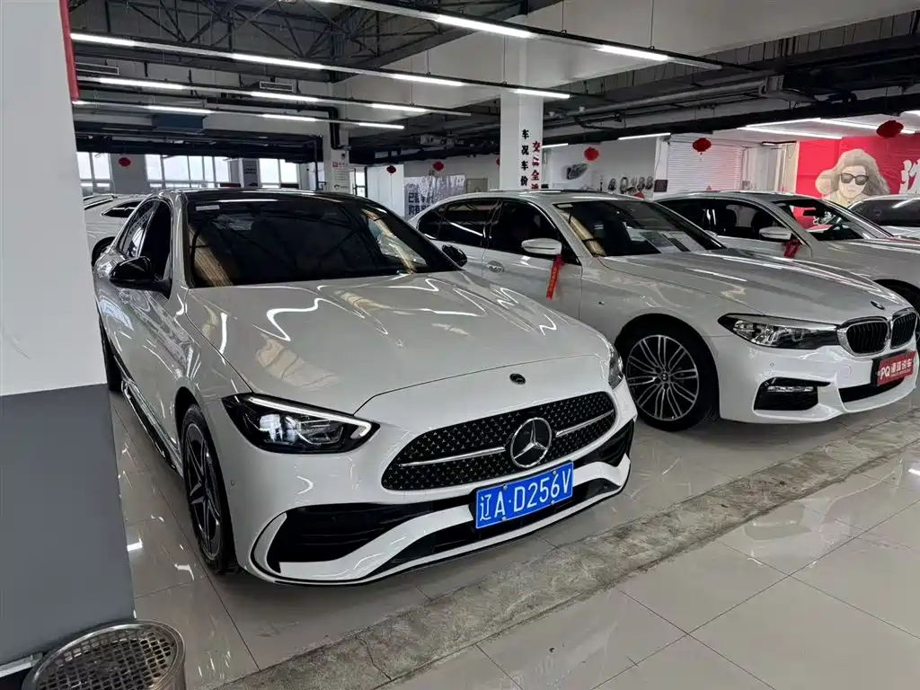 Mercedes-Benz C-Class 2023 Facelift C 260 L Night Sport Edition фото 2