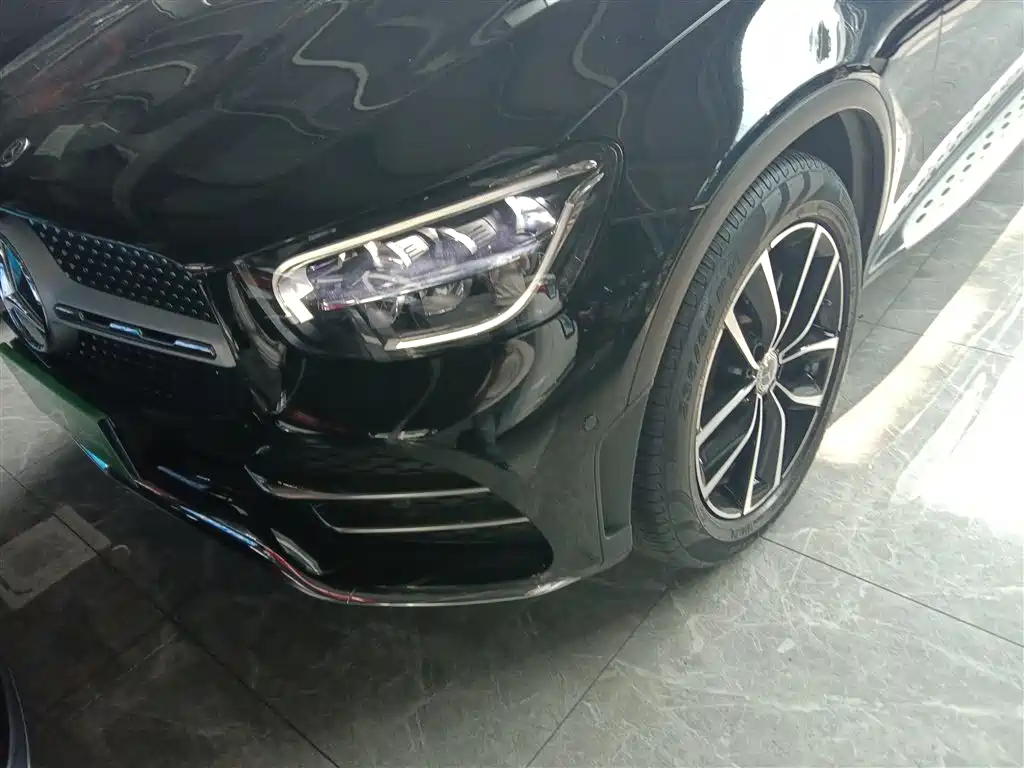 Mercedes-Benz GLC 2020 GLC 300 L 4MATIC Dynamic фото 24