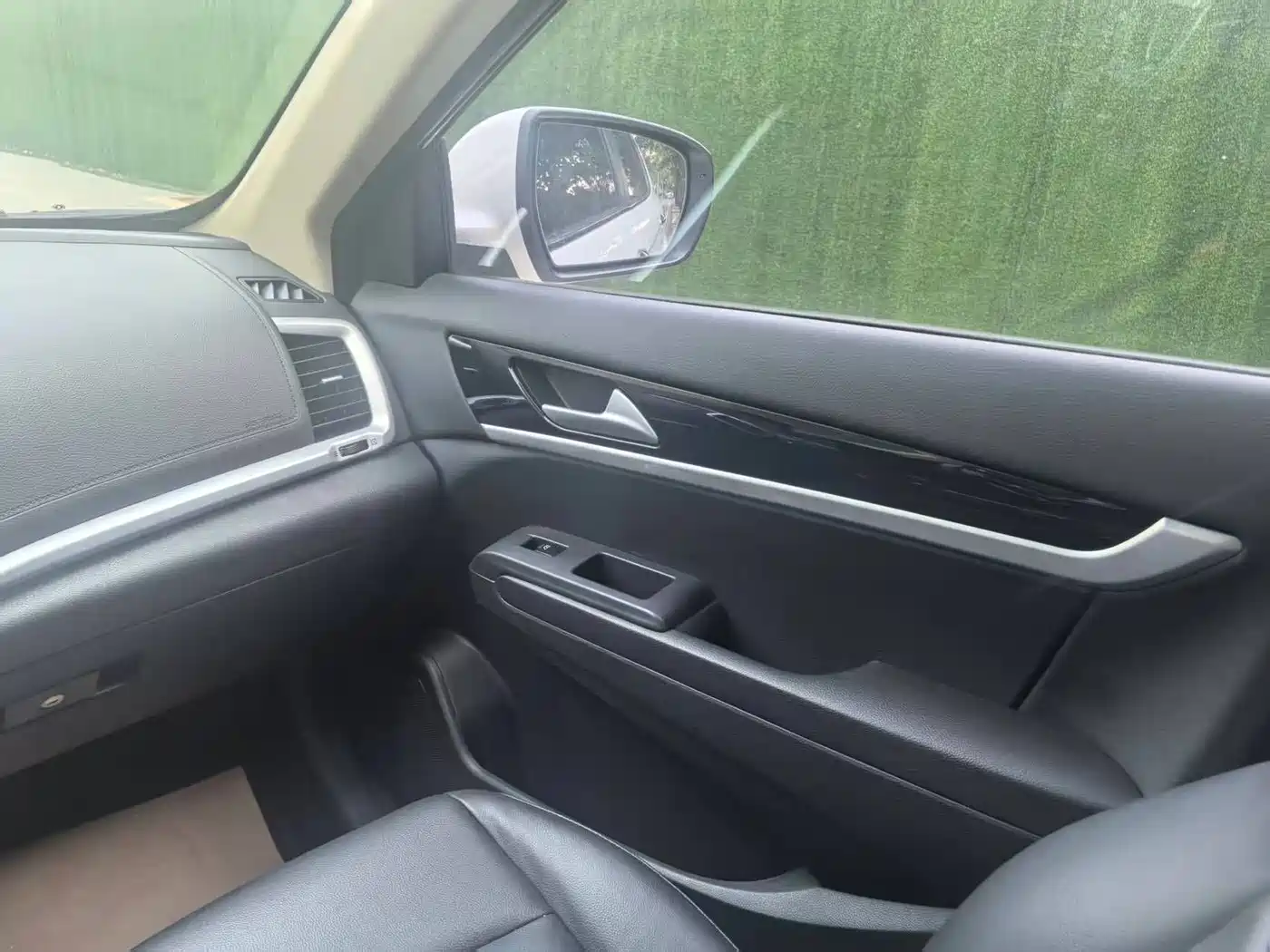 Dongfeng Aeolus Dongfeng Fengshen AX7 2016 2016 2.0L Automatic Smart Joy