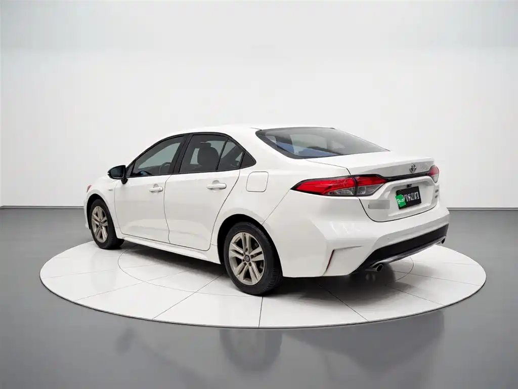 Toyota Levin 2022 Facelift TNGA 1.5L CVT Progressive Edition фото 5