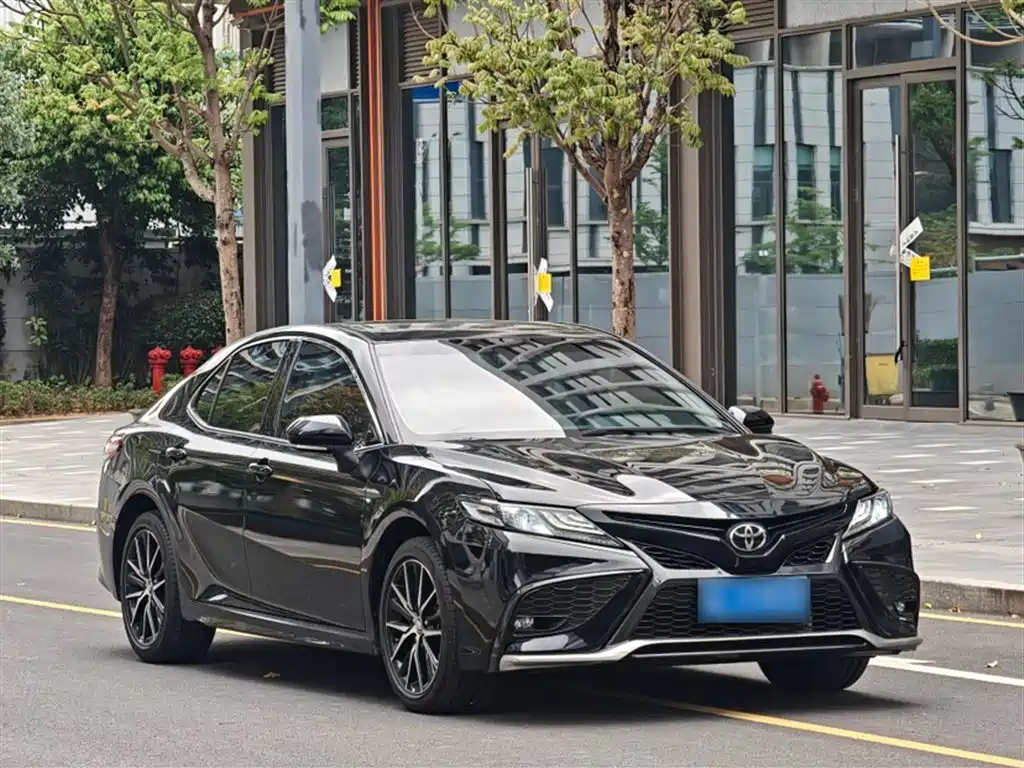 Toyota Camry 2023 2.0S Trend Edition фото 18