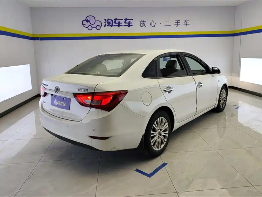 Buick Excelle 2015 15N Automatic Luxury фото 3