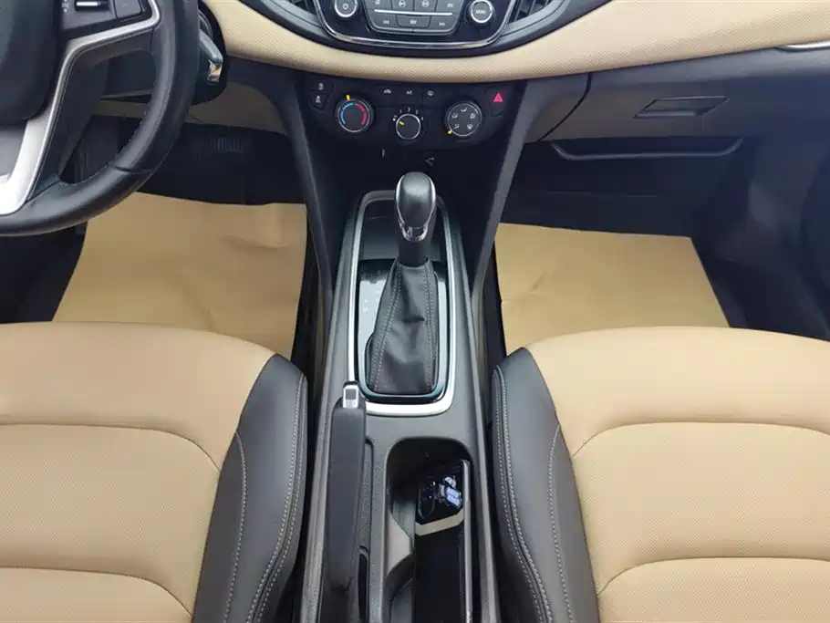 Chevrolet Monza 2020 320 Auto Joy Edition фото 16