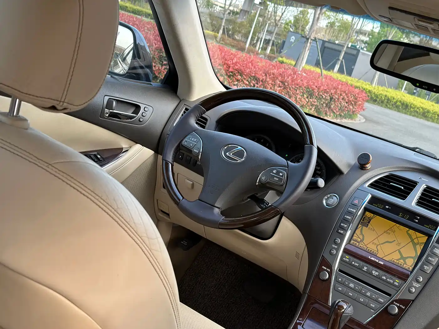 Lexus ES 2010 350 Luxury Edition фото 13