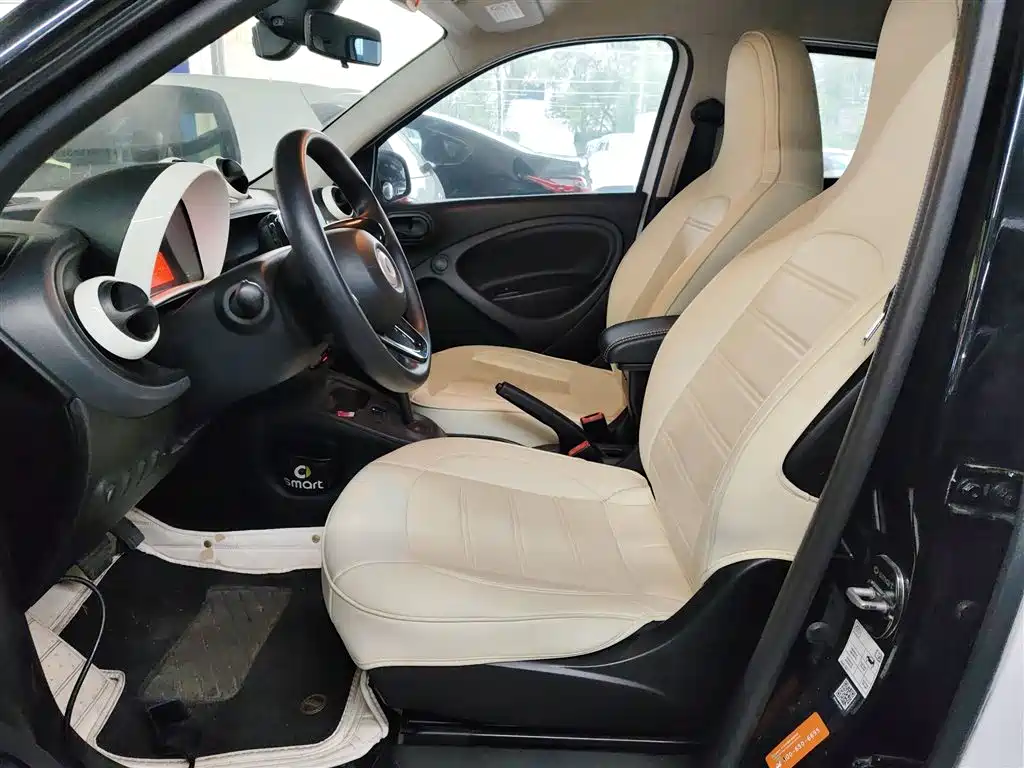smart forfour 2019 2018 1.0L 52kW Agile Edition