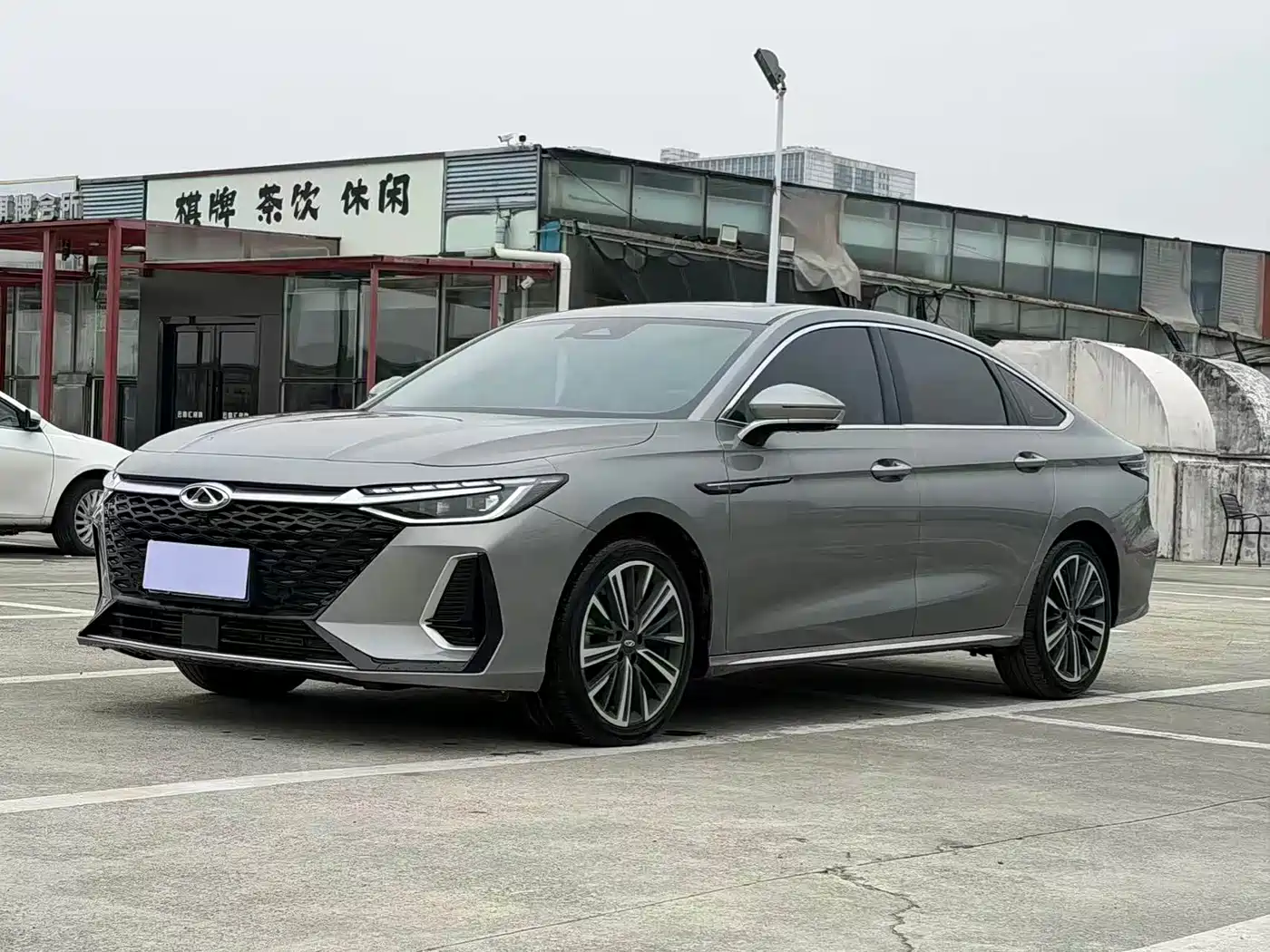 Chery Arrizo 8 2022 1.6T DCT Yi