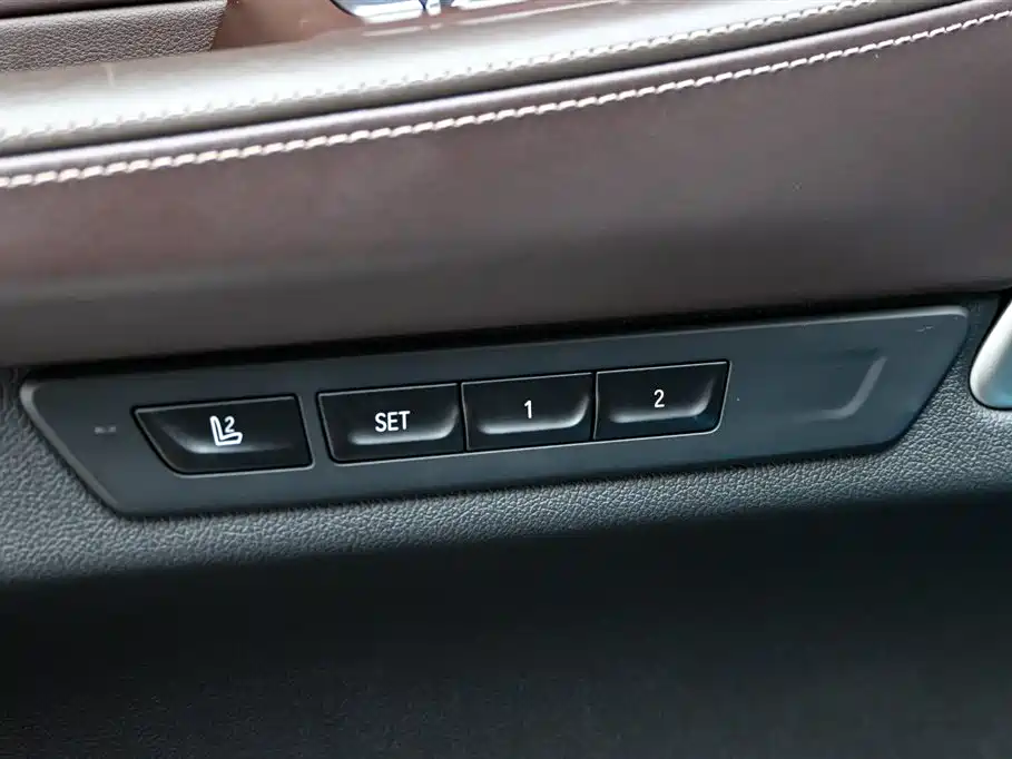BMW 7 Series 2019 Facelift 730Li M Sport Package фото 24
