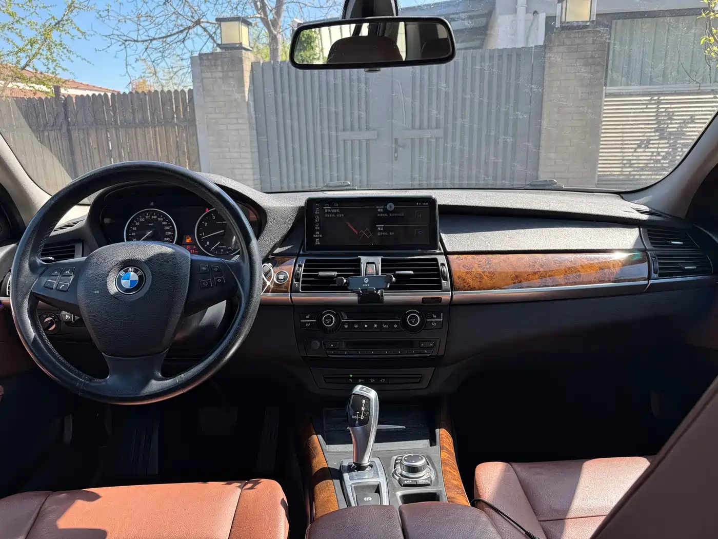 BMW X5 (Import) 2011 xDrive35i Leading Edition фото 6