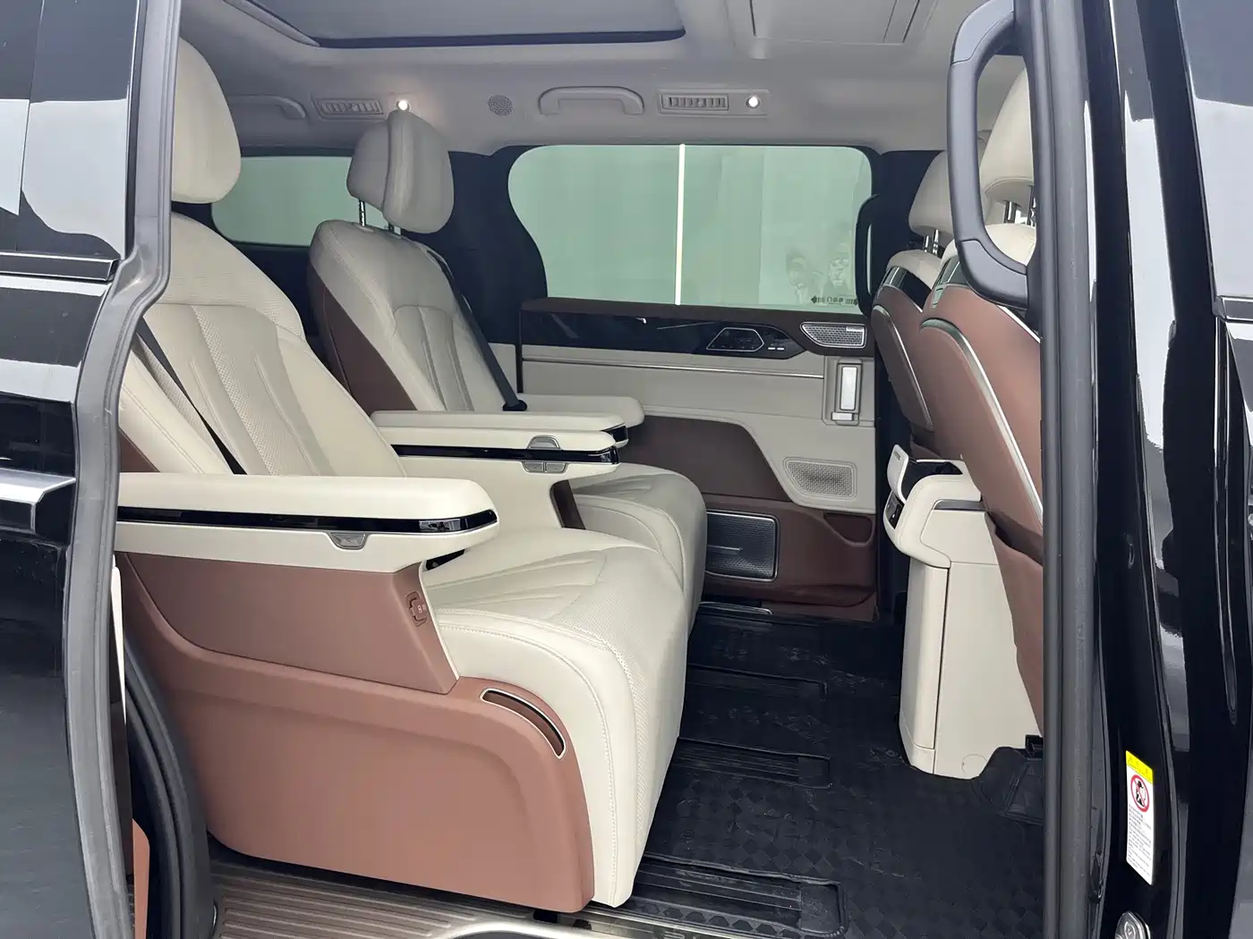 BYD Xia 2025 2025 DM-i 1.5T 180km Excellence