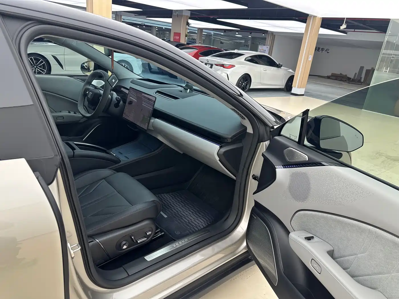 ZEEKR EXTREME KRYPTON 007