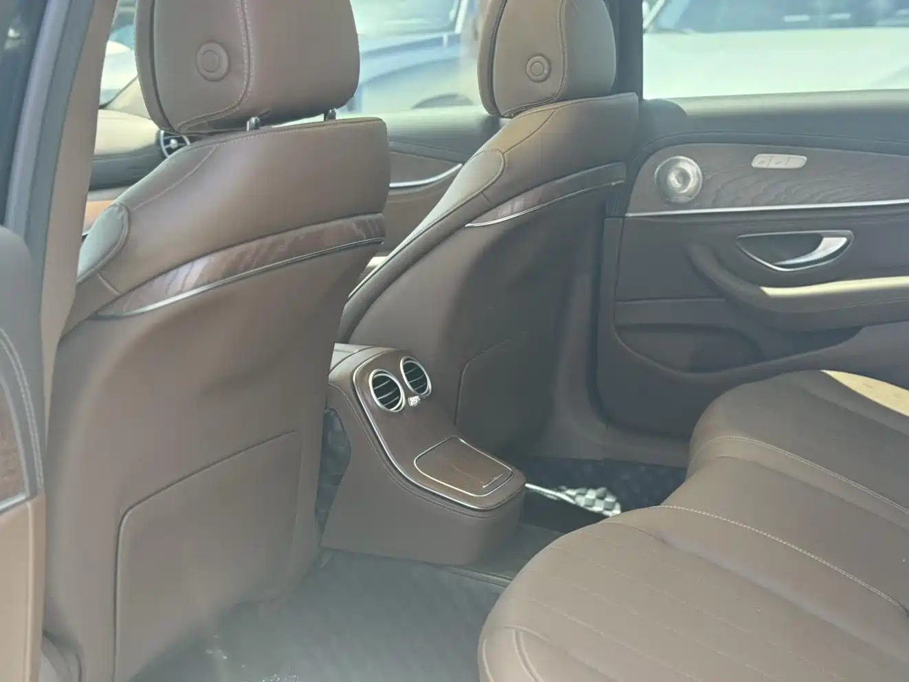 Mercedes-Benz E-Class 2022 Facelift E 300 L Fashion Style фото 6