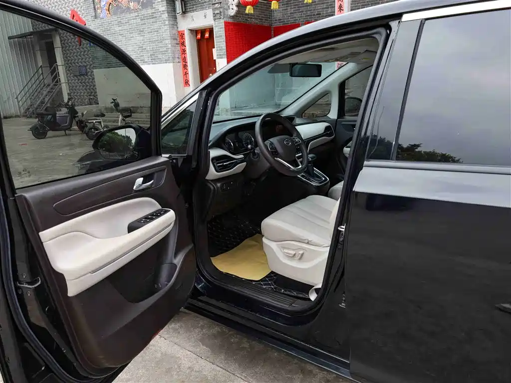GAC Trumpchi Trumpchi M6 2019 270T DCT Premium Edition (7-seater) (China VI) фото 4