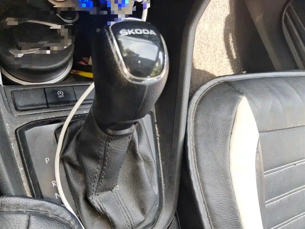 Škoda Rapid 2020 1.5L Auto Standard фото 7