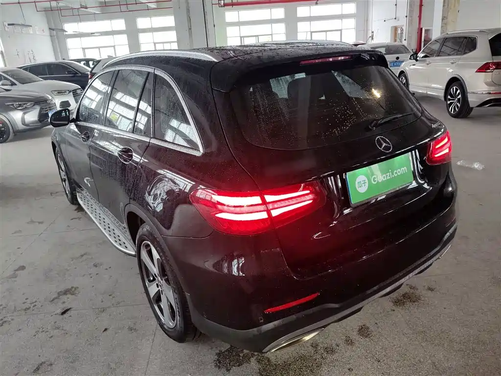 Mercedes-Benz GLC 2017 GLC 260 4MATIC Luxury фото 5