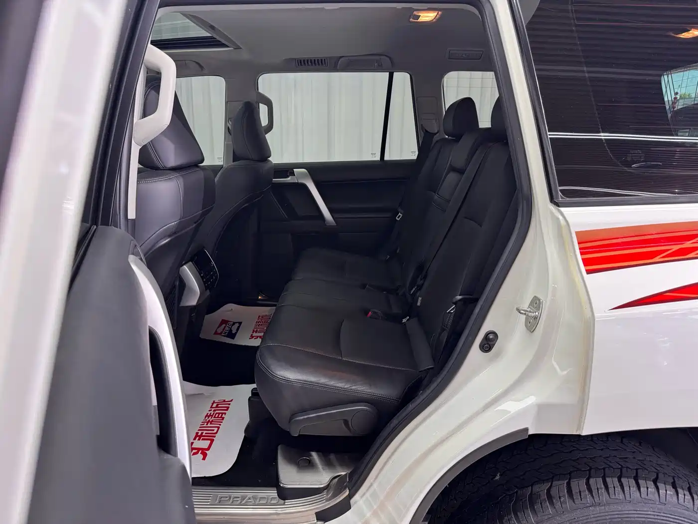 Toyota Prado 2018 3.5L Auto TX-L фото 9