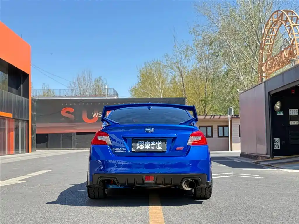 Photo 4 - Subaru Impreza