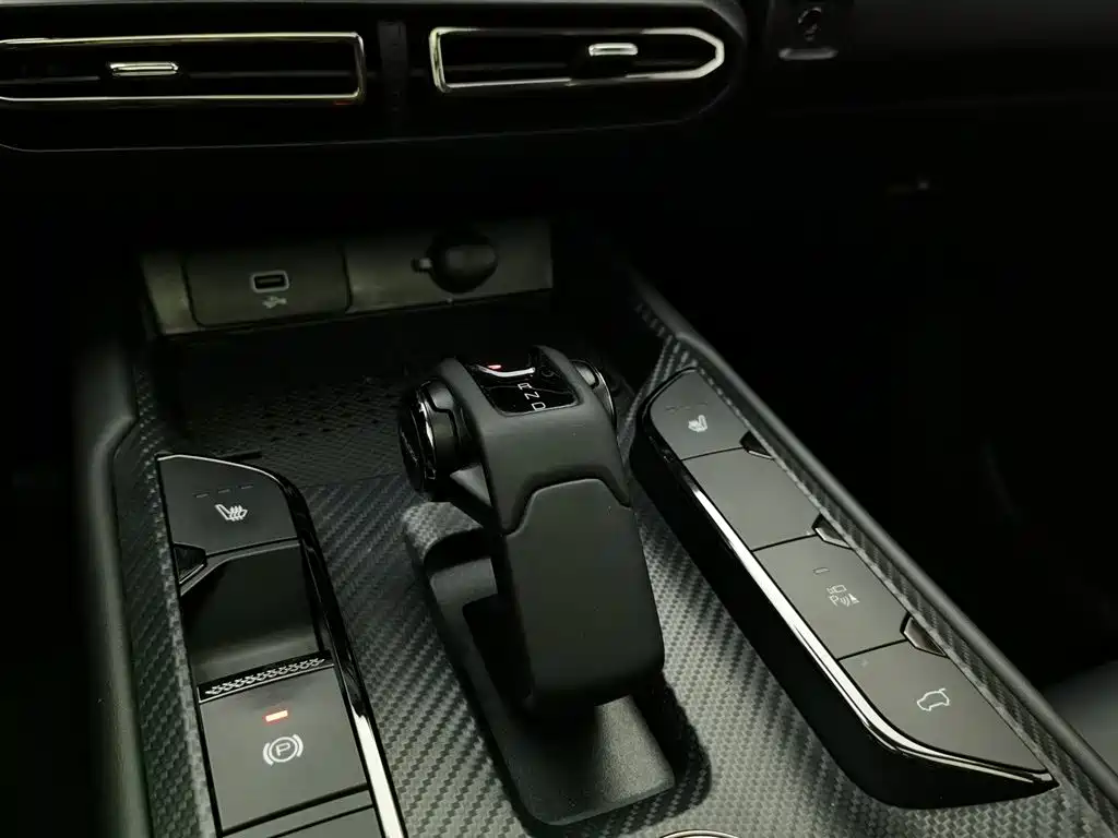 HAVAL SECOND GENERATION BIG DOG NEW ENERGY