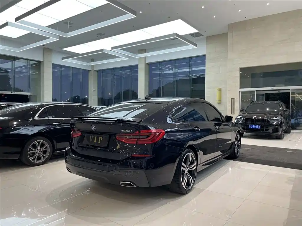 BMW 6 Series GT 2021 630i M Sport Package фото 9