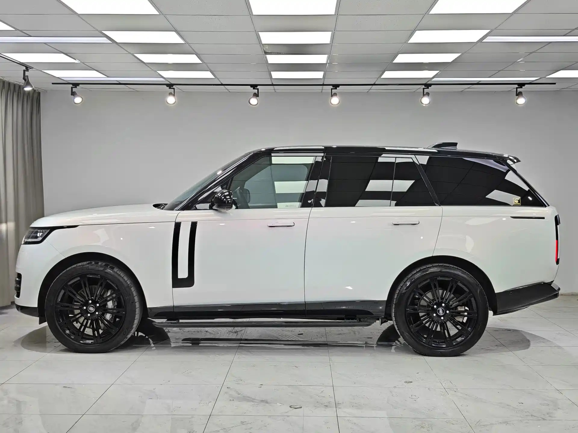 Фото 3 - Land Rover Range Rover