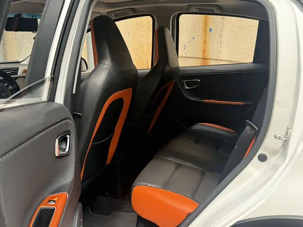 Geely Yuanjing X1 2018 2017 1.3L Auto Player Edition
