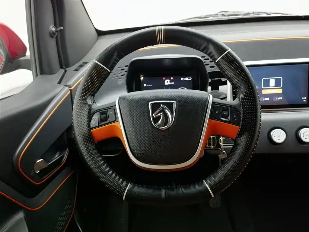 BAOJUN E100