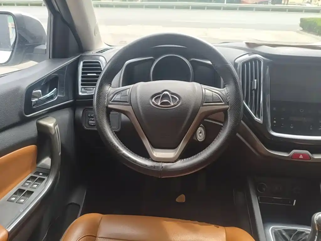 Changan Oshan Changan Oushang CX70 2016 2016 1.6L Manual Luxury