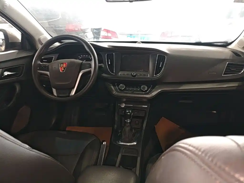 Roewe 360 2017 2017 1.5L Auto Luxury Edition