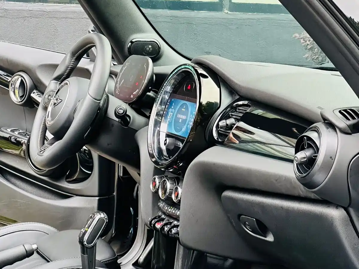 MINI 2023 Facelift 2.0T COOPER S CABRIO Artist фото 13