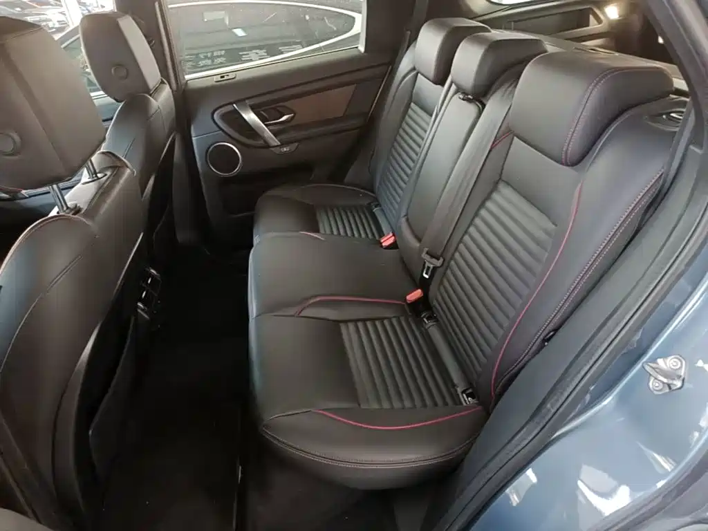 صورة 17 - Land Rover Discovery Sport PHEV