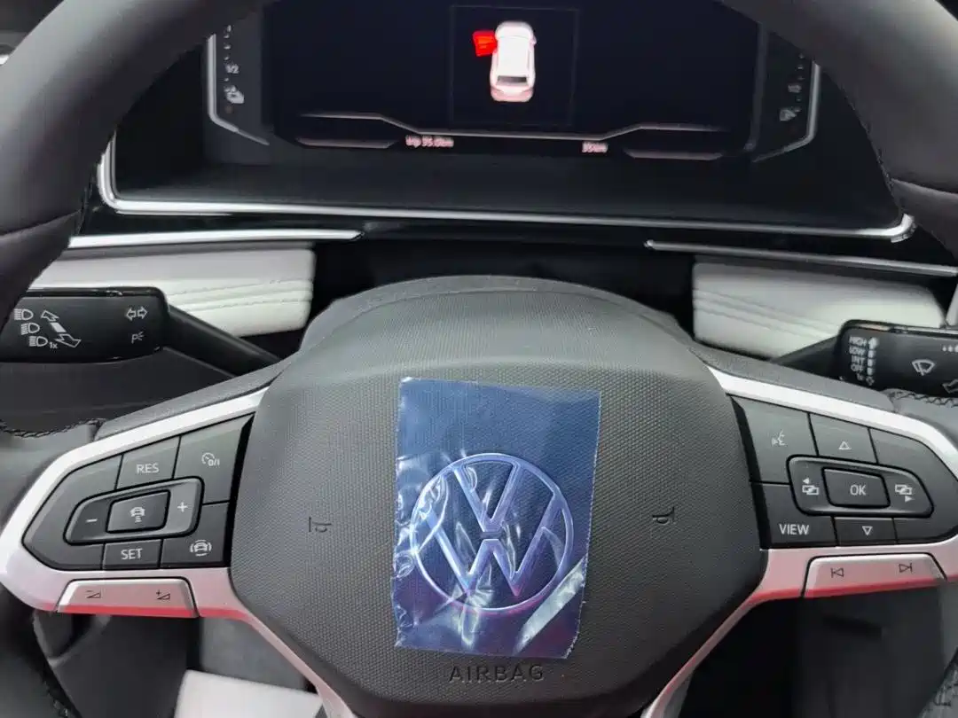 VOLKSWAGEN TIGUAN L NEW ENERGY