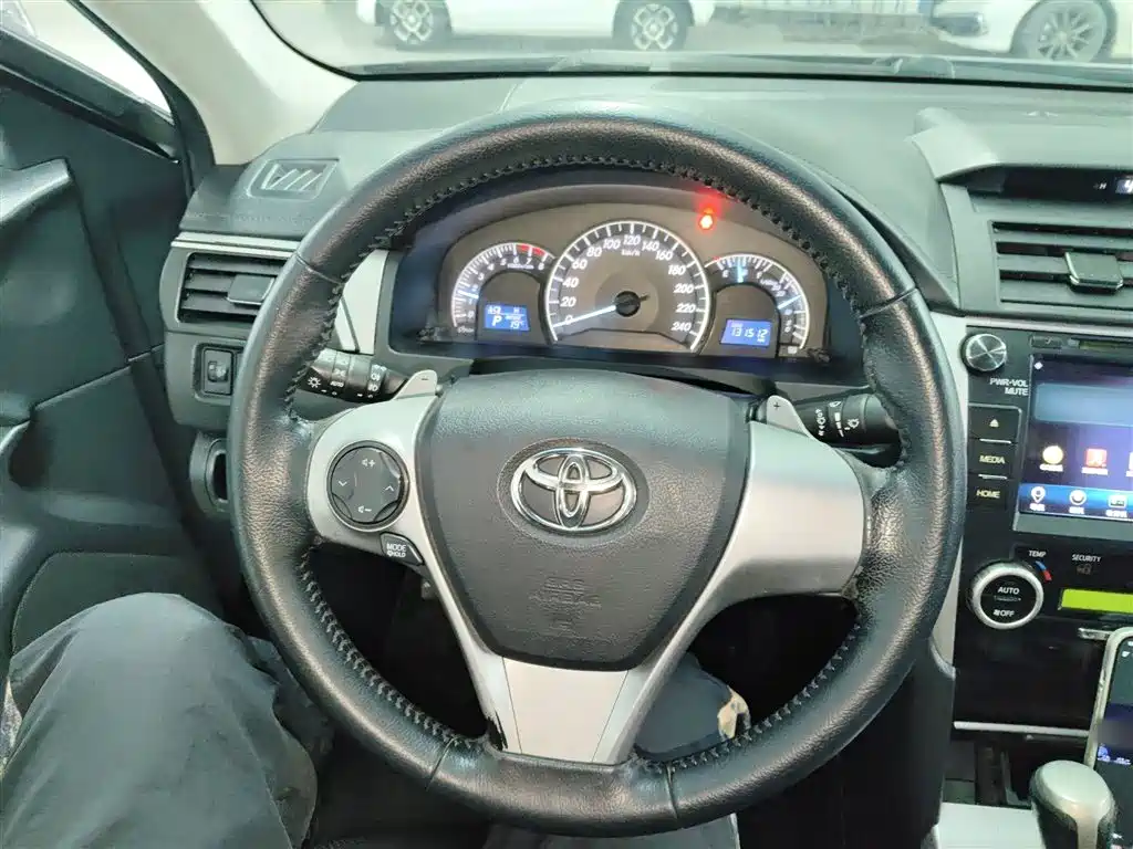 Toyota Camry 2012 Junrui 2.0S Dynamic Edition фото 11