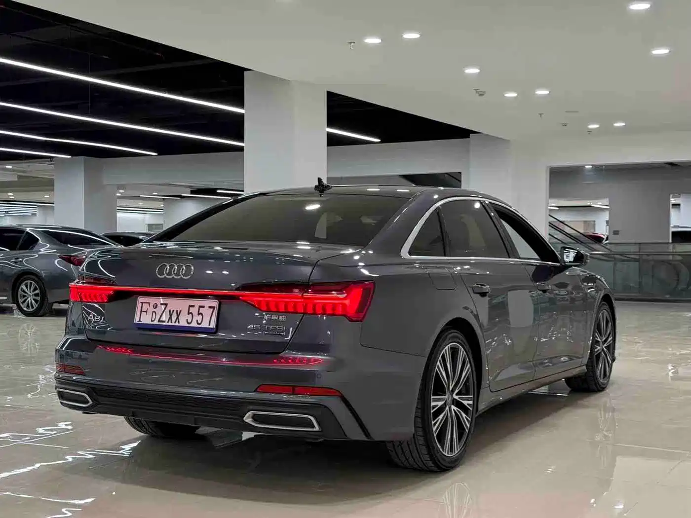 Photo 8 - Audi A6L