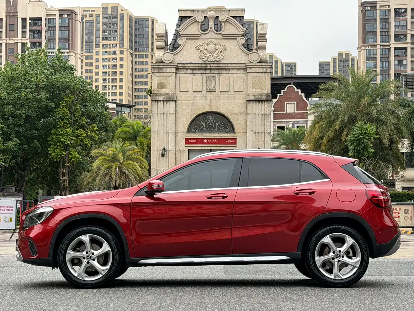 Mercedes-Benz GLA 2018 GLA 200 Dynamic фото 4