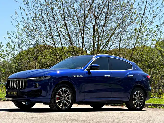 MASERATI LEVANTE