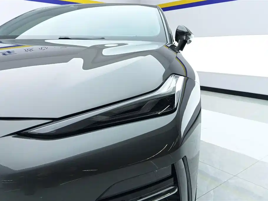 GEELY GALAXY GALAXY E8