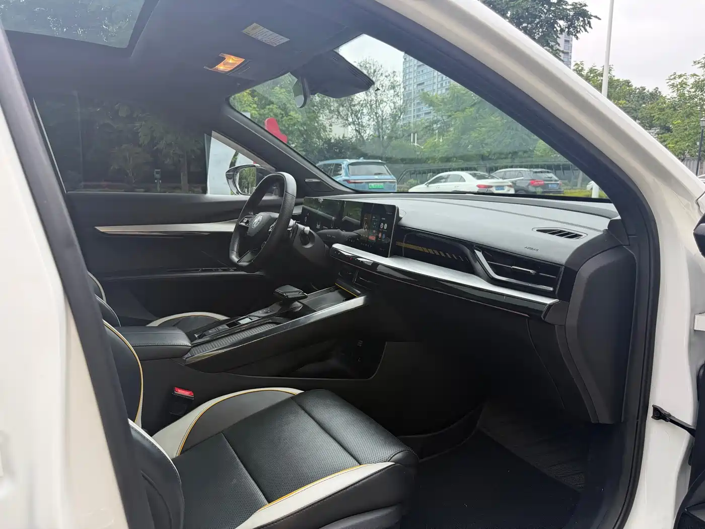 MG MG5 Scorpio 2022 2022 1.5T Trophy Sports Flagship