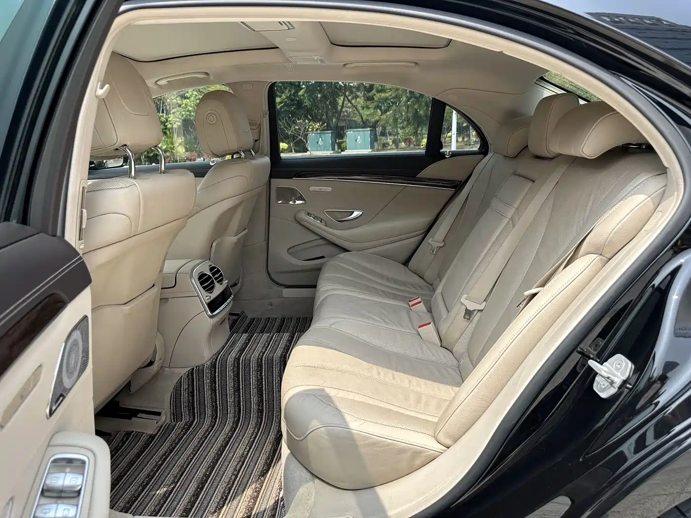 Mercedes-Benz S-Class 2014 S 320 L Business фото 8