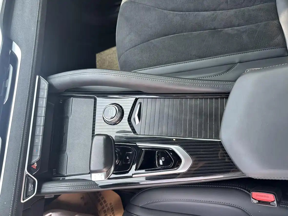 GEELY AUTOMOBILE XINGYUE L