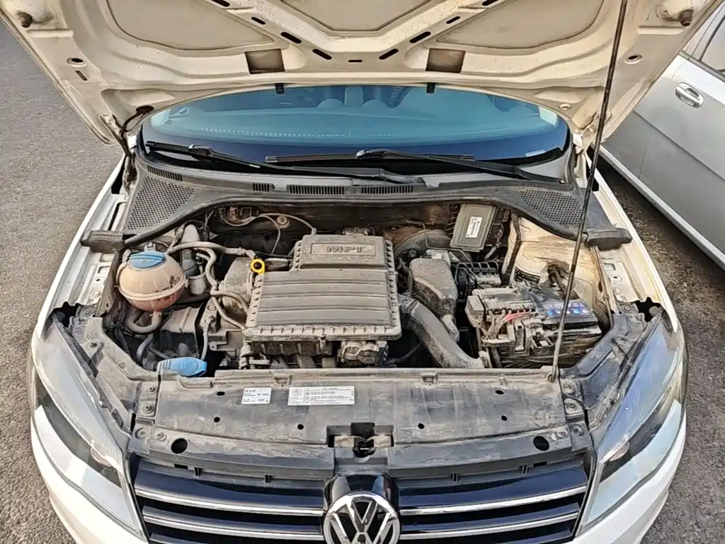 Фото 20 - Volkswagen Jetta