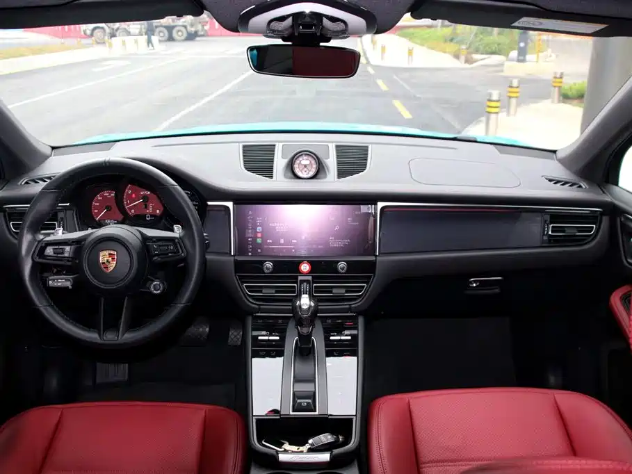 Porsche Macan 2022 Macan GTS 2.9T фото 9