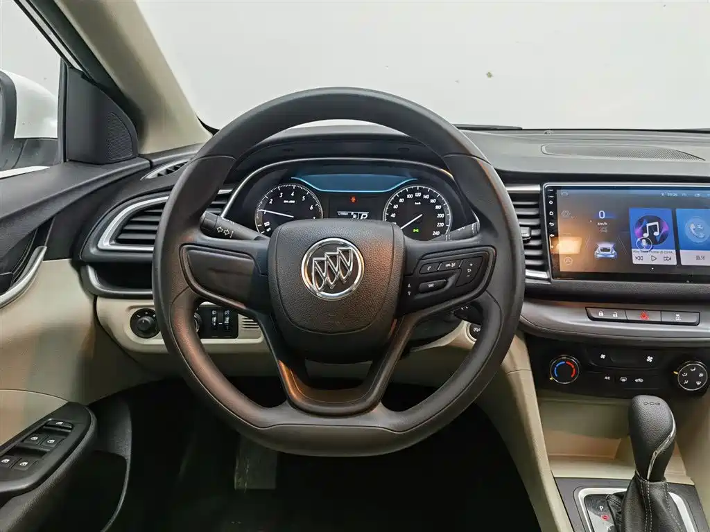 Buick Excelle 2018 15T DCT Progressive (China V) фото 11